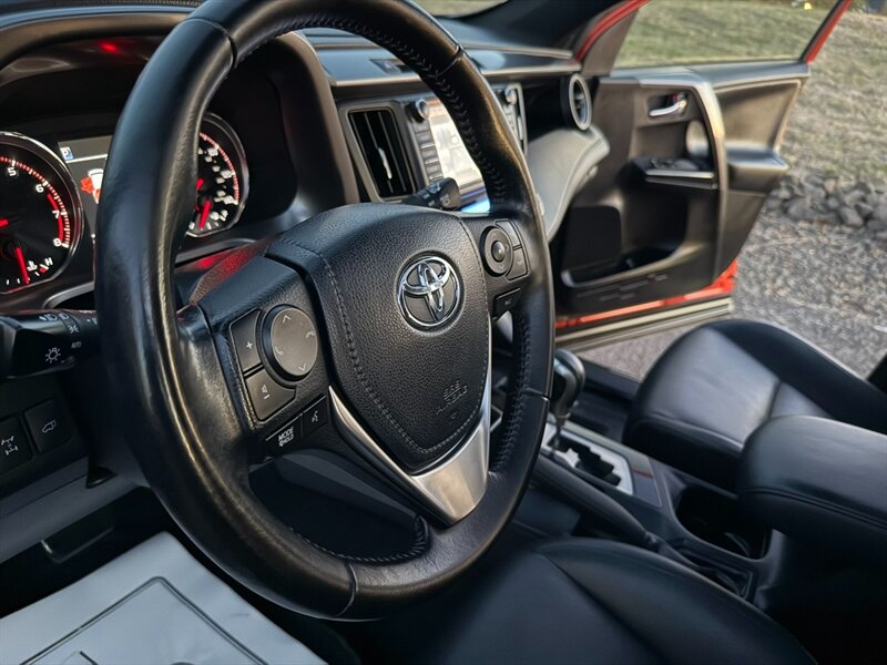 2016 Toyota RAV4 SE - Photo 5 - Hillsboro, OR 97124