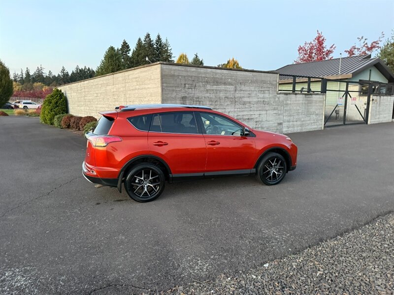2016 Toyota RAV4 SE - Photo 19 - Hillsboro, OR 97124