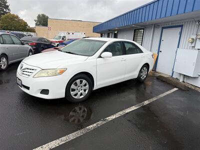 2011 Toyota Camry Base 4dr Sedan 6A Sedan