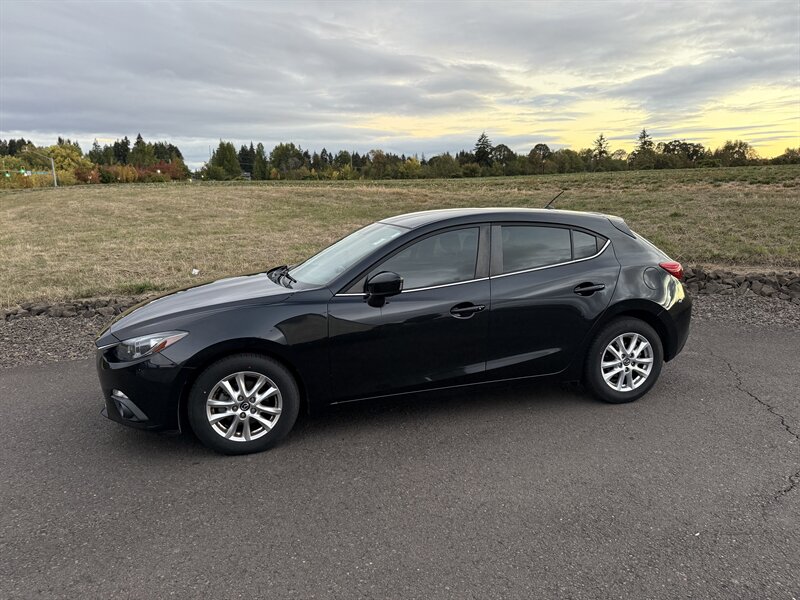 2015 Mazda Mazda3 i Touring - Photo 17 - Hillsboro, OR 97124