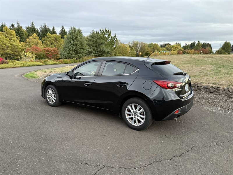 2015 Mazda Mazda3 i Touring - Photo 6 - Hillsboro, OR 97124