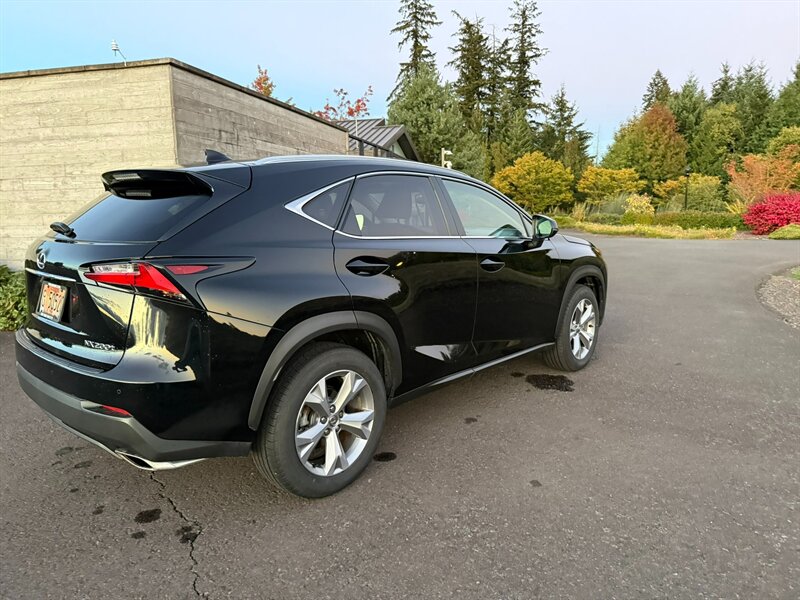 2017 Lexus NX 200t - Photo 22