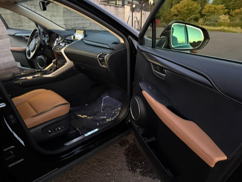 2017 Lexus NX 200t - Photo 40