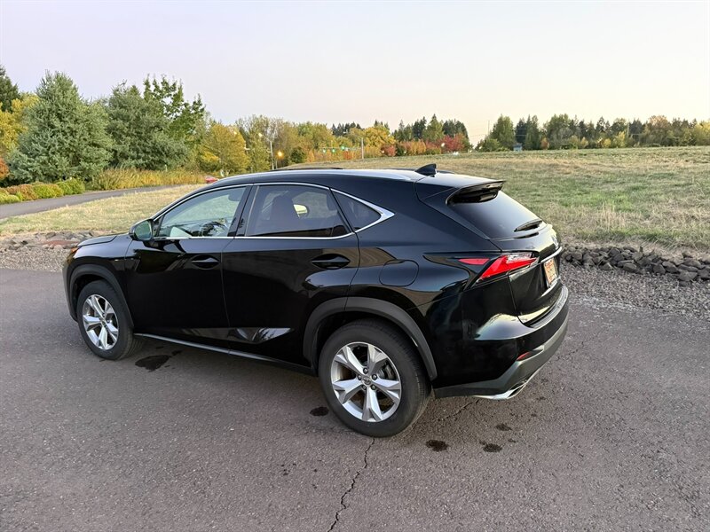 2017 Lexus NX 200t - Photo 28