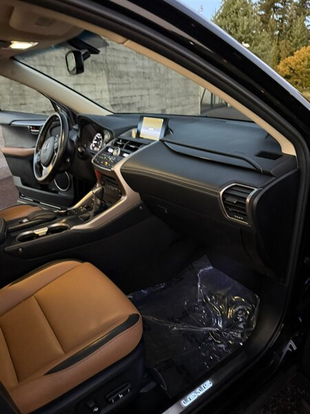 2017 Lexus NX 200t - Photo 44