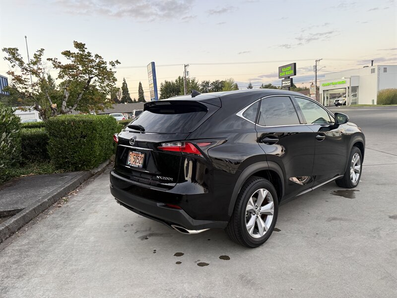 2017 Lexus NX 200t F SPORT - Photo 9 - Hillsboro, OR 97124
