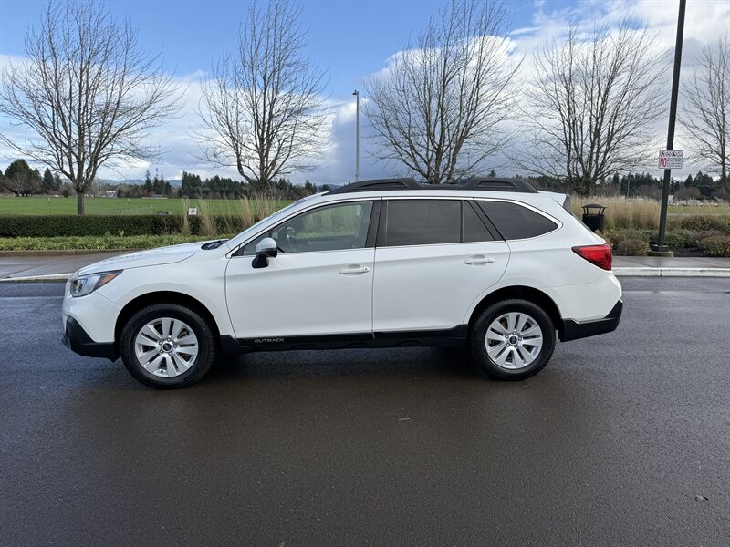 2019 Subaru Outback 2.5i Premium - Photo 11 - Hillsboro, OR 97124