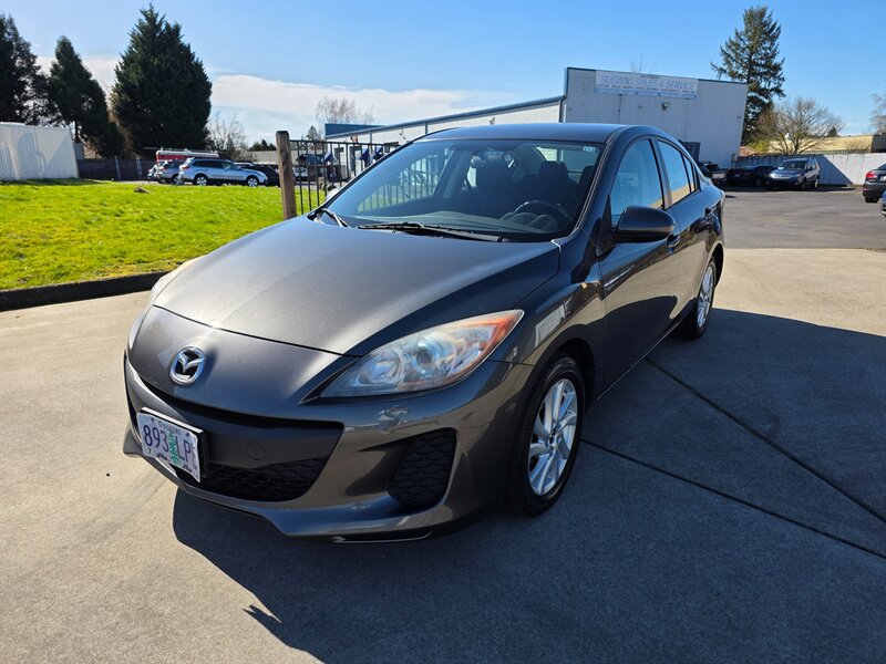 2013 Mazda Mazda3 i Touring   - Photo 1 - Hillsboro, OR 97124