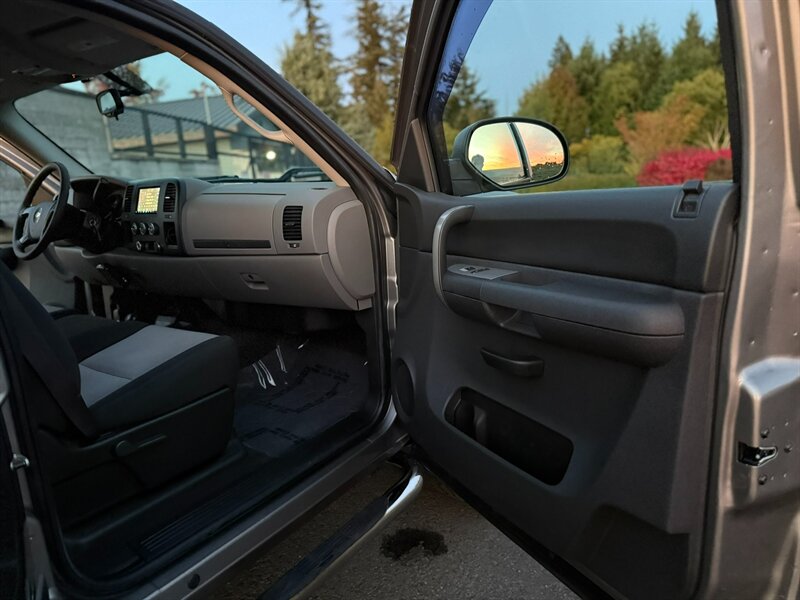 2008 Chevrolet Silverado 1500 LS - Photo 55