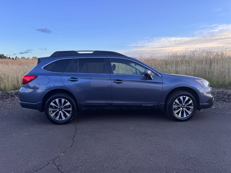 2015 Subaru Outback 2.5i Limited - Photo 9 - Hillsboro, OR 97124