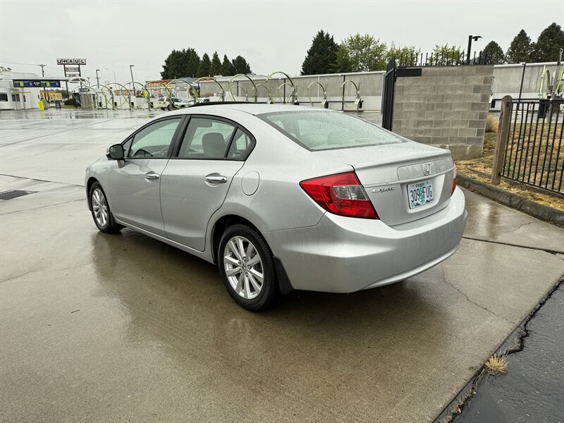 2012 Honda Civic EX w/Navi - Photo 6 - Hillsboro, OR 97124