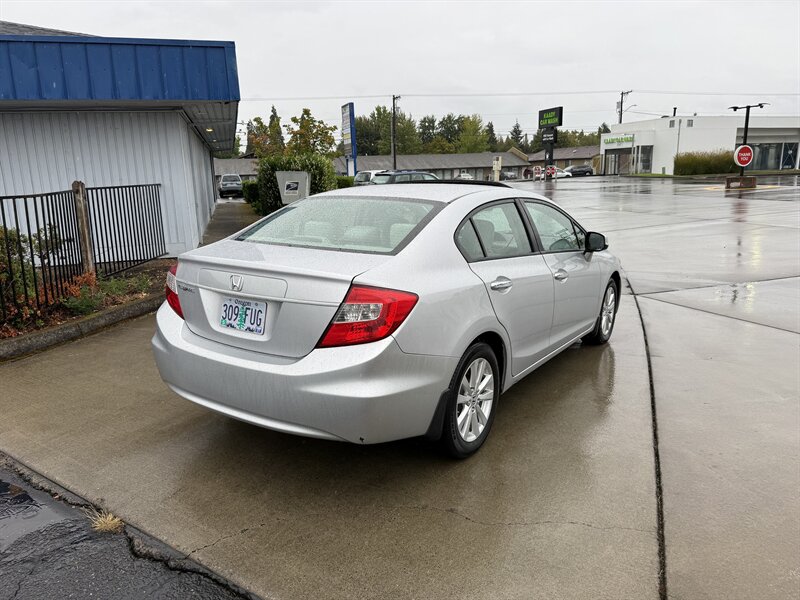 2012 Honda Civic EX w/Navi - Photo 5 - Hillsboro, OR 97124