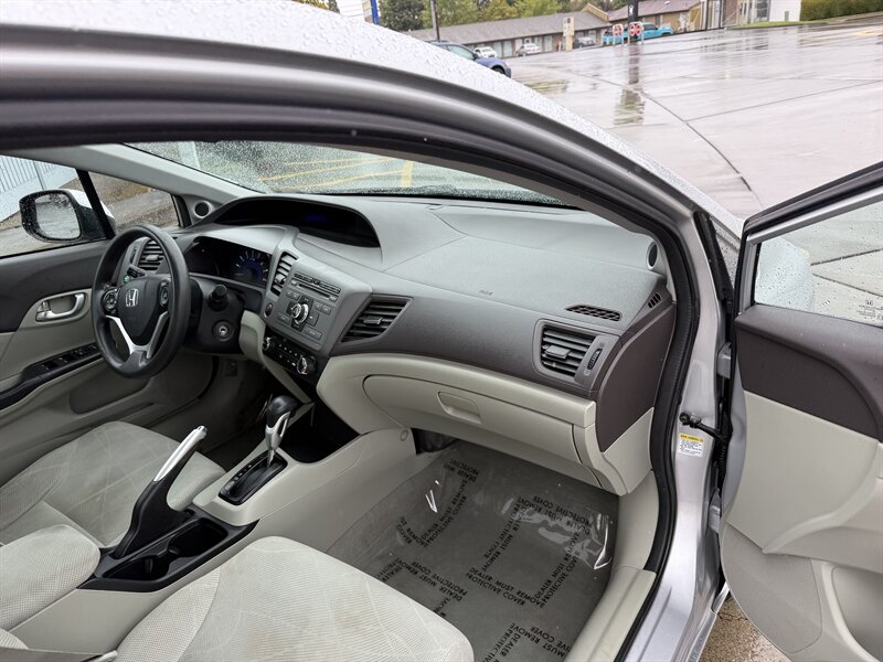 2012 Honda Civic EX w/Navi - Photo 7 - Hillsboro, OR 97124