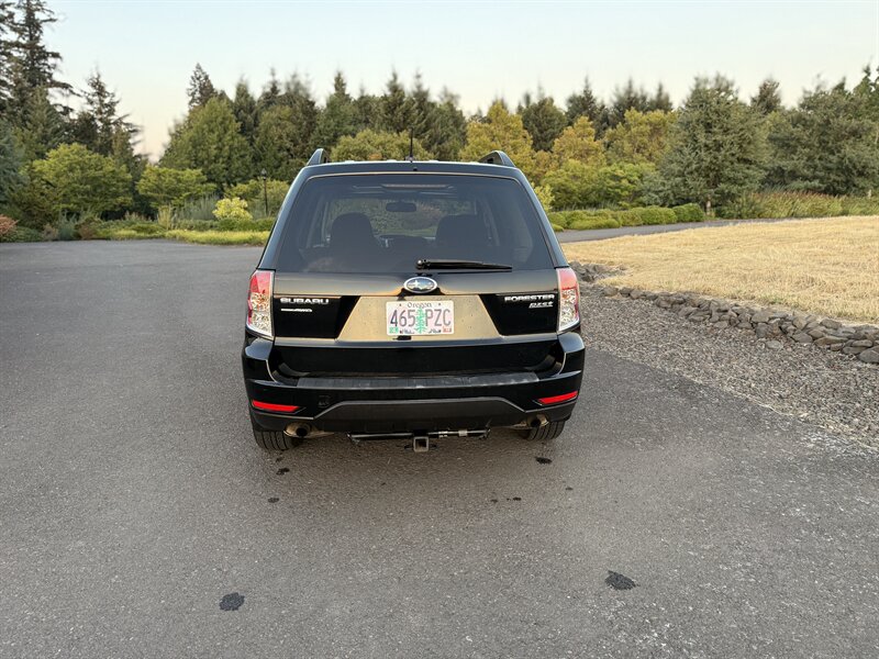 2011 Subaru Forester X Premium Package - Photo 14