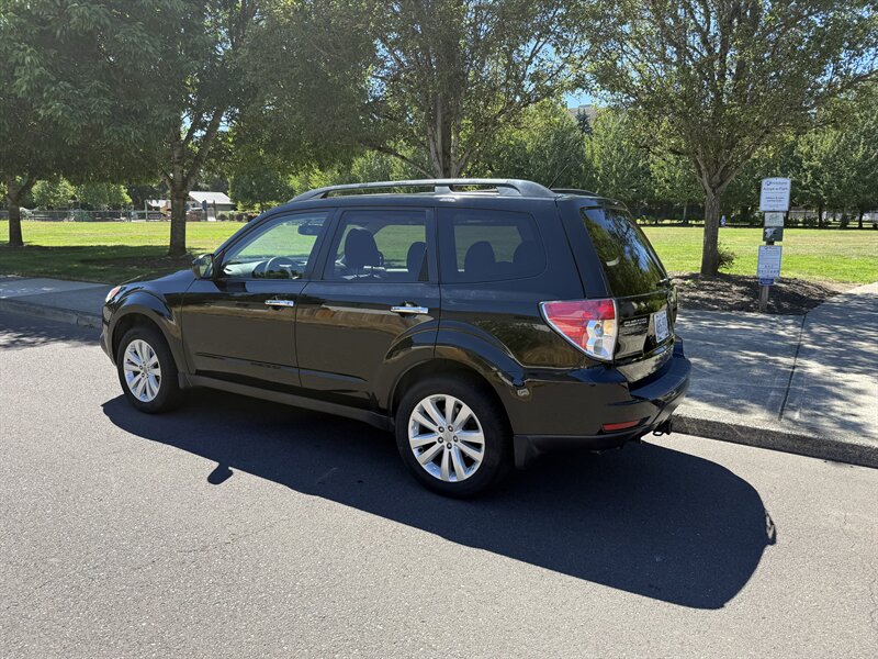 2011 Subaru Forester 2.5X Premium - Photo 4 - Hillsboro, OR 97124