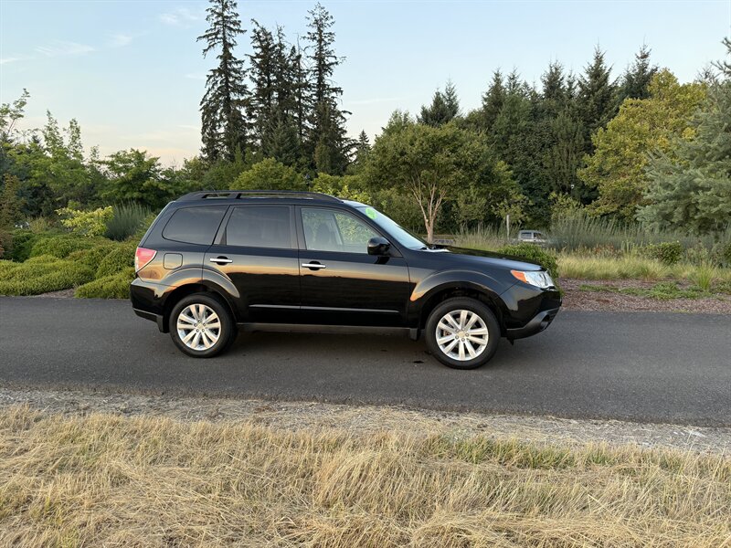 2011 Subaru Forester X Premium Package - Photo 6