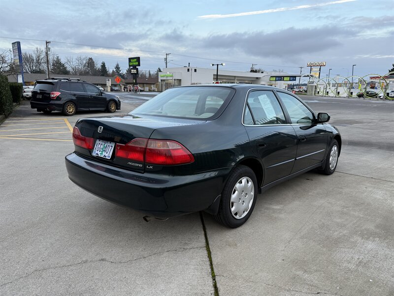 2000 Honda Accord LX - Photo 3 - Hillsboro, OR 97124
