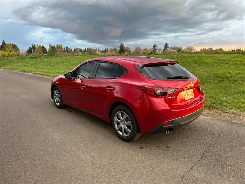 2014 Mazda Mazda3 i Sport - Photo 10 - Hillsboro, OR 97124