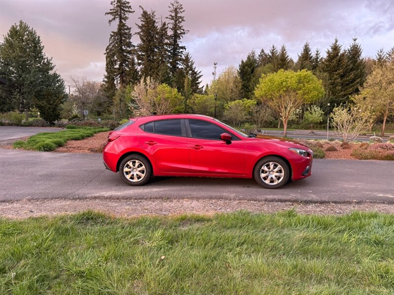 2014 Mazda Mazda3 i Sport - Photo 15 - Hillsboro, OR 97124