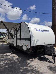 2022 Gulf Stream Coach 25BH   - Photo 1 - Harlingen, TX 78552