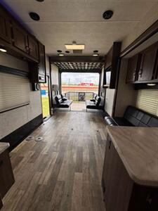 2019 Forest River Work and Play 29WKS   - Photo 5 - Harlingen, TX 78552