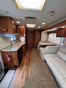 2011 FOREST RIVER CONCORD 301SS - Photo 6 - Harlingen, TX 78552