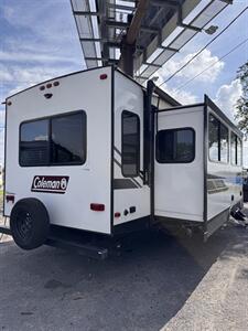 2022 Keystone Coleman 2955RL   - Photo 3 - Harlingen, TX 78552