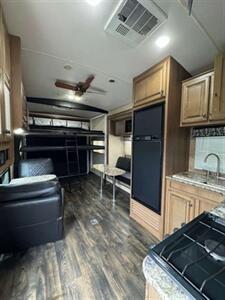 2016 CRUISER RV STRYKER - Photo 5 - Harlingen, TX 78552