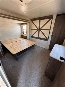 2021 Forest River Salem 33TS   - Photo 3 - Harlingen, TX 78552