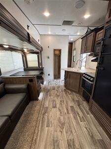 2019 Keystone KEYSTONE 29RDB  CUGAR - Photo 10 - Harlingen, TX 78552