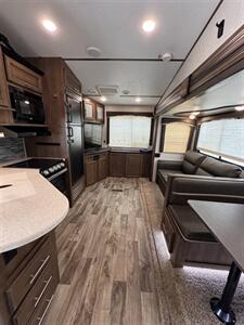 2019 Keystone KEYSTONE 29RDB  CUGAR - Photo 7 - Harlingen, TX 78552