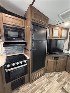 2019 Keystone KEYSTONE 29RDB  CUGAR - Photo 5 - Harlingen, TX 78552