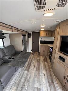 2021 Heartland SUNDANCE - Photo 5 - Harlingen, TX 78552