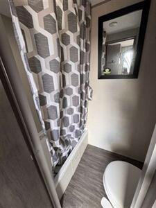 2025 Forest River Aurora 15RDX   - Photo 4 - Harlingen, TX 78552