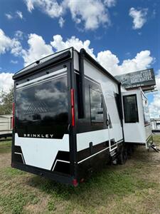2024 BRINKLEY G3500   - Photo 10 - Harlingen, TX 78552