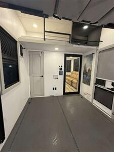 2024 BRINKLEY G3500   - Photo 5 - Harlingen, TX 78552