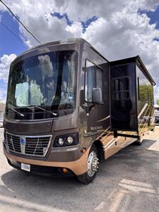 2016 Ford Motorhome Chassis ST   - Photo 2 - Harlingen, TX 78552