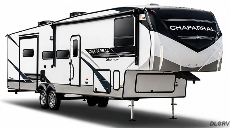 2022 Coachmen Chaparral   - Photo 1 - Harlingen, TX 78552