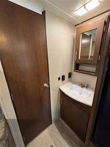 2018 Prime Time RV Avenger 26BK   - Photo 7 - Harlingen, TX 78552