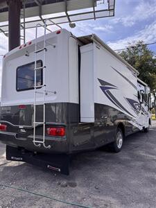 2008 Ford Motorhome RIPTIDE - Photo 3 - Harlingen, TX 78552