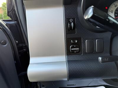 2007 Toyota FJ Cruiser 4dr SUV - Photo 15 - South Gate, CA 90280