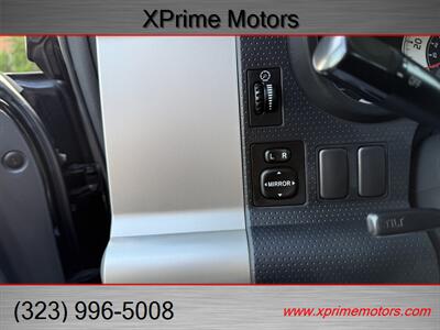 2007 Toyota FJ Cruiser 4dr SUV   - Photo 15 - South Gate, CA 90280