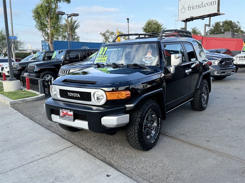 2007 Toyota FJ Cruiser 4dr SUV - Photo 4 - South Gate, CA 90280