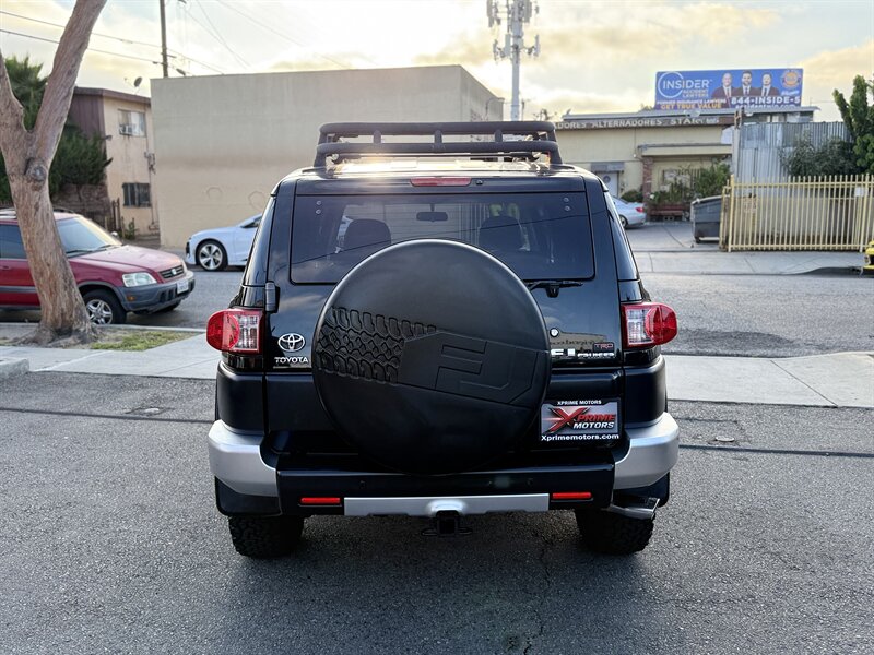 2007 Toyota FJ Cruiser 4dr SUV - Photo 7 - South Gate, CA 90280