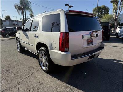 2008 Cadillac Escalade Base AWD 4dr SUV   - Photo 7 - South Gate, CA 90280