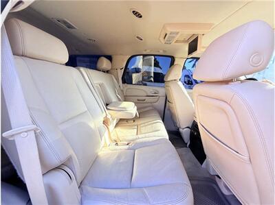2008 Cadillac Escalade Base AWD 4dr SUV   - Photo 38 - South Gate, CA 90280