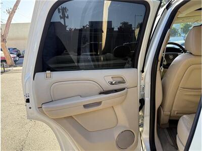 2008 Cadillac Escalade Base AWD 4dr SUV   - Photo 32 - South Gate, CA 90280