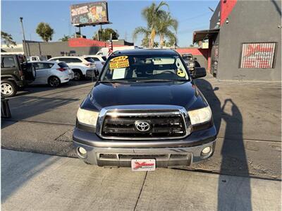 2013 Toyota Tundra Grade 4x2 4dr CrewMax Cab Pickup SB (5.7L V8)   - Photo 4 - South Gate, CA 90280