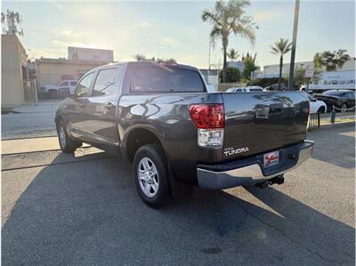 2013 Toyota Tundra Grade 4x2 4dr CrewMax Cab Pickup SB (5.7L V8)   - Photo 7 - South Gate, CA 90280