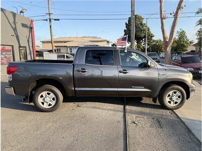 2013 Toyota Tundra Grade 4x2 4dr CrewMax Cab Pickup SB (5.7L V8)   - Photo 10 - South Gate, CA 90280
